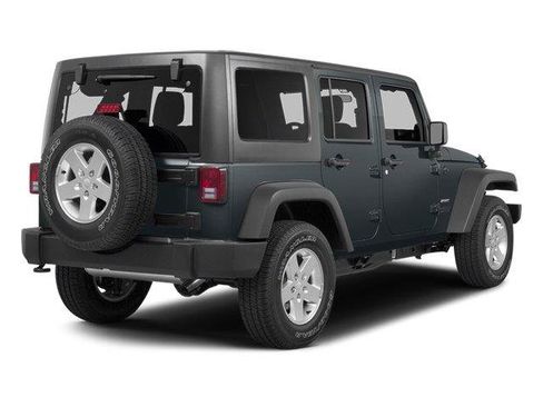 Used 2014 Jeep Wrangler Unlimited Sahara w/ Trailer Tow Group AWD/4WD image 11