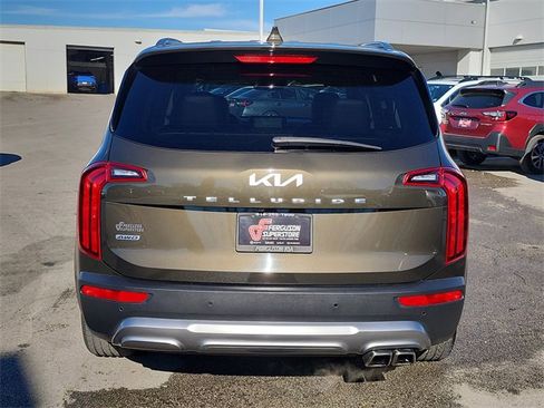 Certified 2022 Kia Telluride S image 4