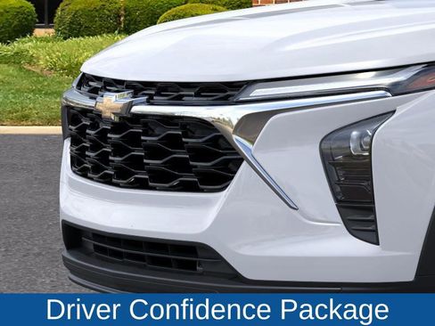 New 2026 Chevrolet Trax LS image 13