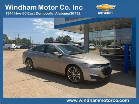 Used 2024 Chevrolet Malibu LT FWD image 1