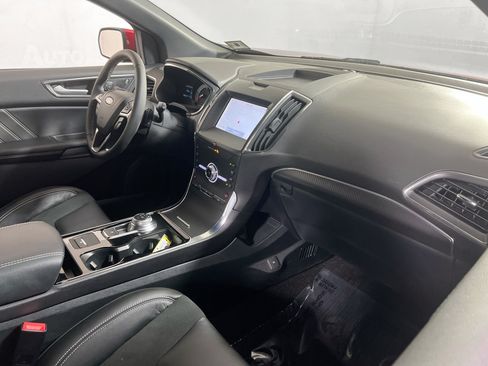 Used 2020 Ford Edge ST w/ Cold Weather Package AWD/4WD image 28