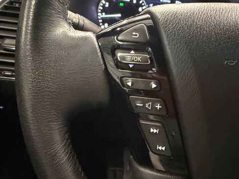 Used 2024 Nissan Armada SL w/ Midnight Edition Package RWD image 19