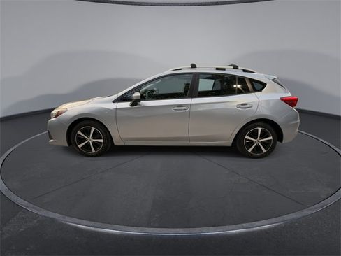 Used 2020 Subaru Impreza 2.0i Premium image 5