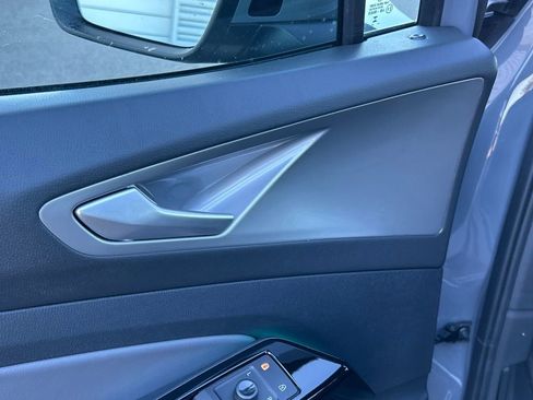 Used 2023 Volkswagen ID.4 S image 55