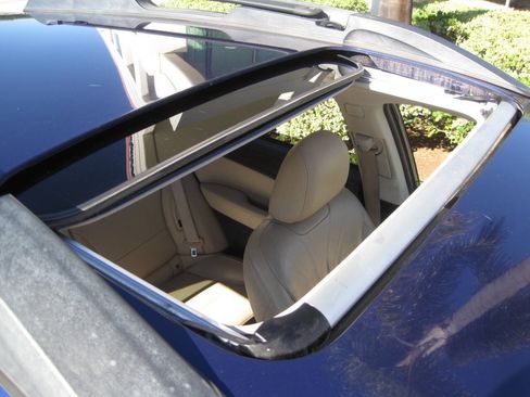 Used 2015 Subaru Outback 2.5i Limited AWD/4WD image 23