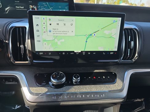 New 2026 Ford Expedition Tremor image 25