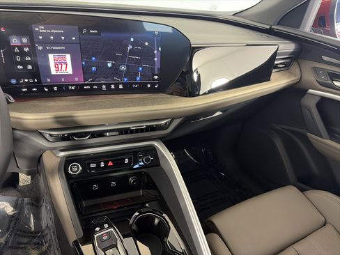 Certified 2025 Audi Q5 Premium Plus w/ Premium Plus image 4