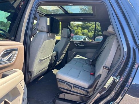 Used 2023 Chevrolet Tahoe Z71 AWD/4WD image 12