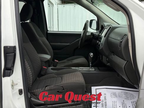 Used 2019 Nissan Frontier SV AWD/4WD image 12