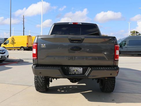 Used 2018 Ford F150 XLT w/ Equipment Group 302A Luxury image 4