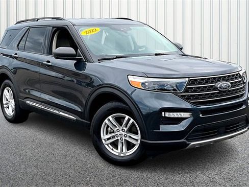Used 2022 Ford Explorer XLT w/ Equipment Group 202A image 1