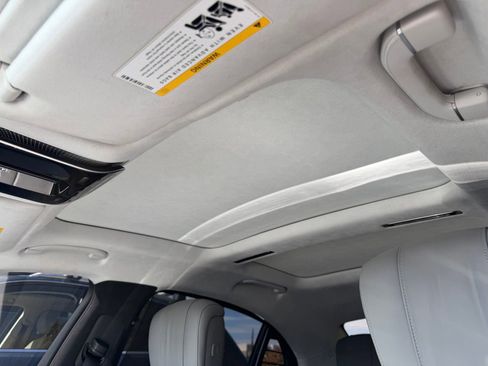 Used 2022 Mercedes-Benz S 500 4MATIC image 21