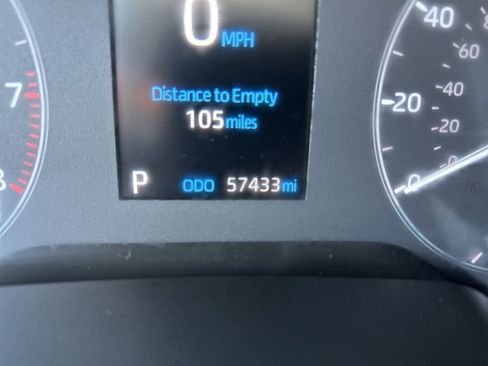 Used 2023 Toyota Corolla LE image 23