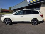 Used 2017 Nissan Pathfinder Platinum image 4