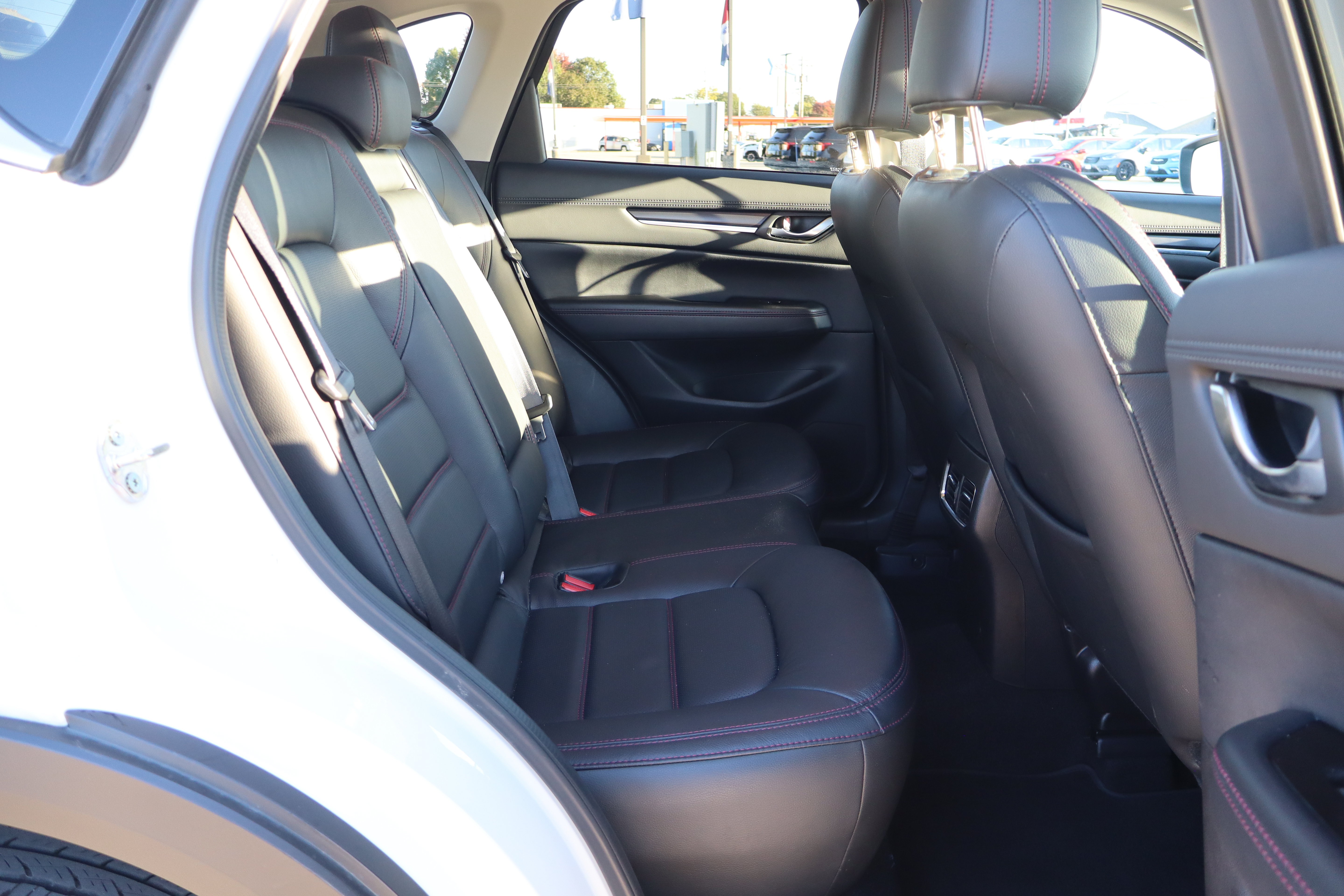Used 2025 MAZDA CX-5 Carbon Edition AWD/4WD image 11