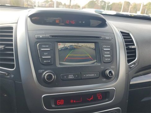 Used 2015 Kia Sorento EX image 21
