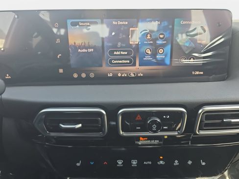 New 2026 Nissan Sentra SV w/ SV Convenience Package FWD image 21