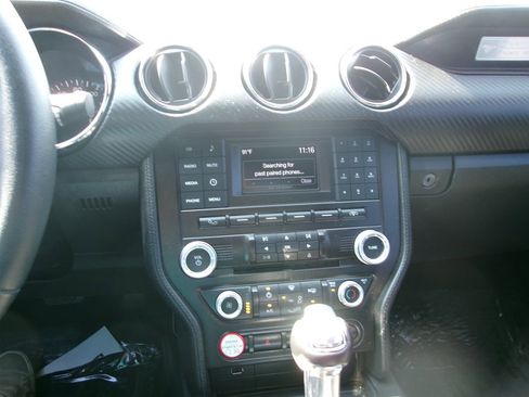 Used 2016 Ford Mustang Coupe image 22