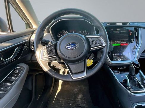 Used 2025 Subaru Outback Limited w/ Tech Package 3 AWD/4WD image 8