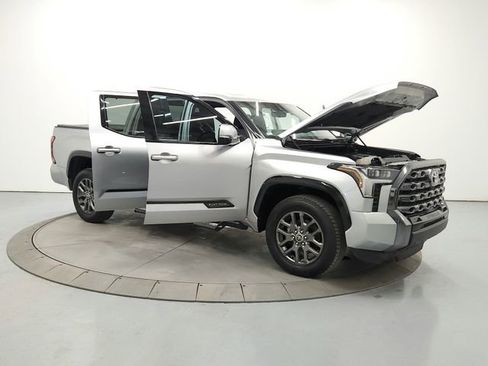 Used 2023 Toyota Tundra Platinum image 9