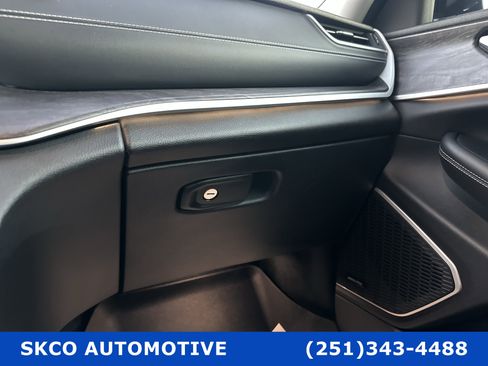 Used 2022 Jeep Grand Cherokee Limited image 24