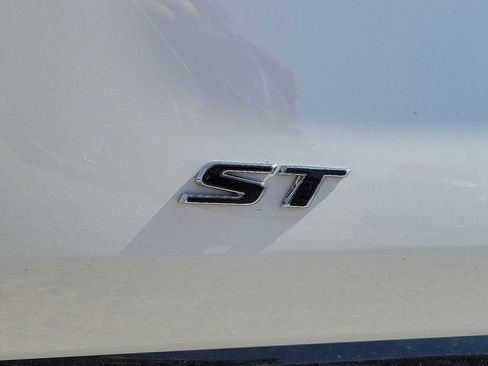 New 2026 Buick Encore GX Sport Touring w/ Comfort Package image 9