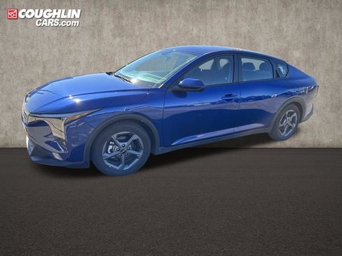 Used 2025 Kia K4 FWD image 3