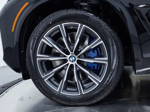 New 2026 BMW X5 xDrive50e image 25