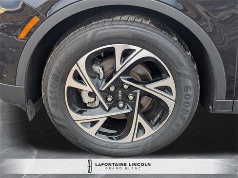 Certified 2024 Lincoln Nautilus Premier w/ Equipment Group 102A image 29