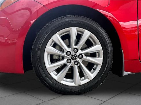 Used 2025 Toyota Corolla SE FWD image 11