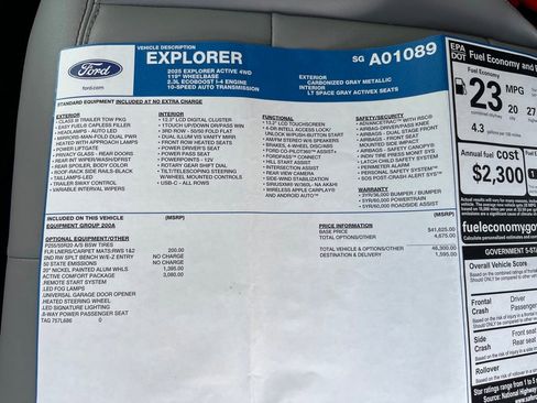 Used 2025 Ford Explorer Active w/ Active Comfort Package image 8
