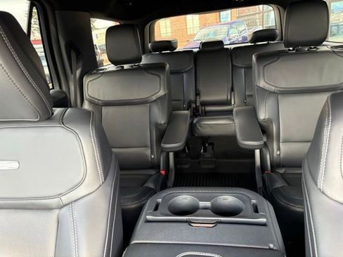 New 2026 Ford Expedition Platinum w/ Stealth Appearance Package image 34