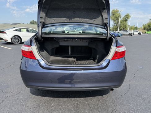 Used 2017 Toyota Camry LE w/ Protection Package (Q2) FWD image 7