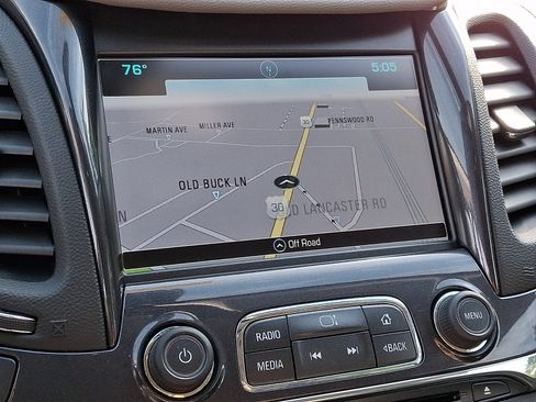 Used 2018 Chevrolet Impala Premier FWD image 17
