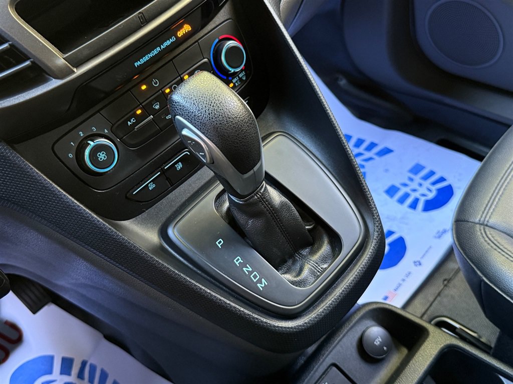 Used 2020 Ford Transit Connect XL FWD image 28