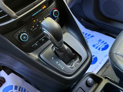 Used 2020 Ford Transit Connect XL image 28