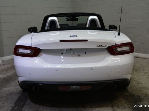 Used 2017 FIAT 124 Spider Lusso image 12