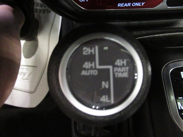 Used 2024 Jeep Wrangler Unlimited AWD/4WD image 33