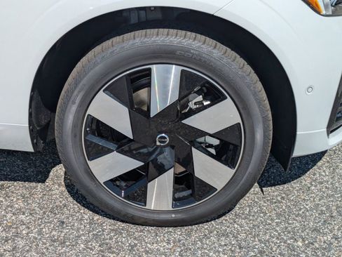 New 2025 Volvo XC60 T8 Plus w/ Protection Package Premier image 11