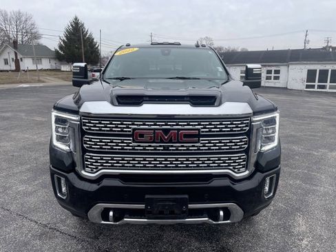 Used 2022 GMC Sierra 2500 Denali w/ Denali Black Diamond Edition image 2
