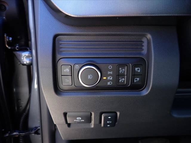 New 2026 Ford F250 Platinum AWD/4WD image 16