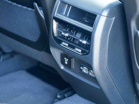 Used 2024 Jeep Grand Cherokee Altitude AWD/4WD image 21