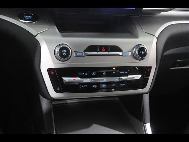 Certified 2022 Ford Explorer XLT w/ Equipment Group 202A AWD/4WD image 14
