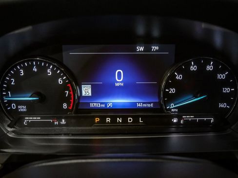 Used 2021 Ford Explorer XLT w/ Equipment Group 202A image 18