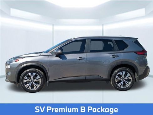 Used 2023 Nissan Rogue SV w/ SV Premium B Package FWD image 2