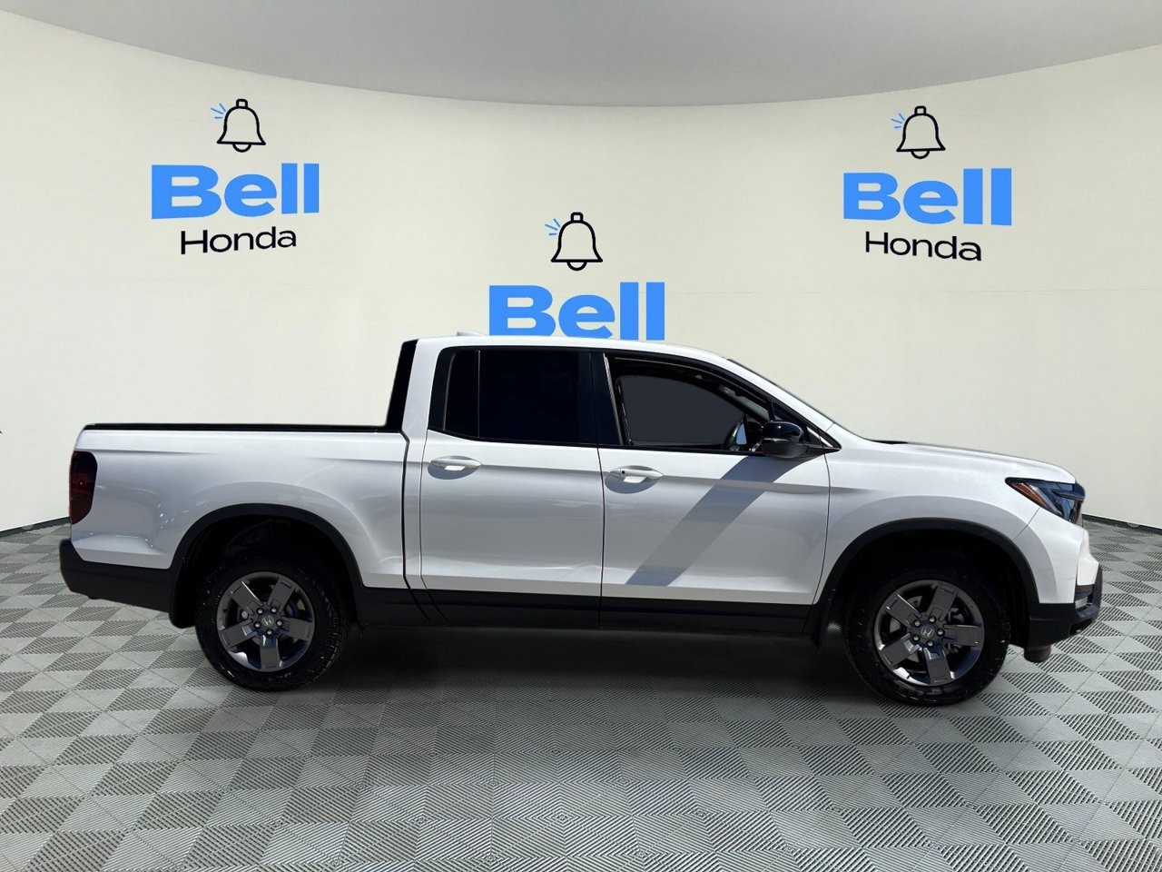 Used 2024 Honda Ridgeline TrailSport image 5