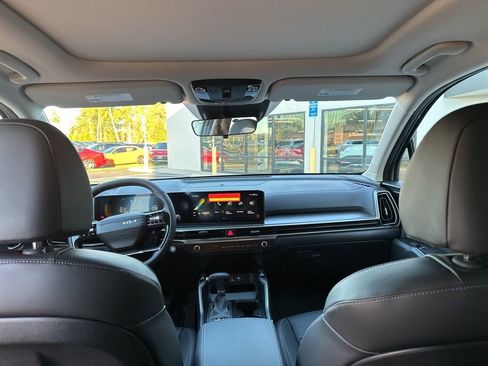 New 2026 Kia Sorento S w/ S Panoramic Sunroof Package image 24