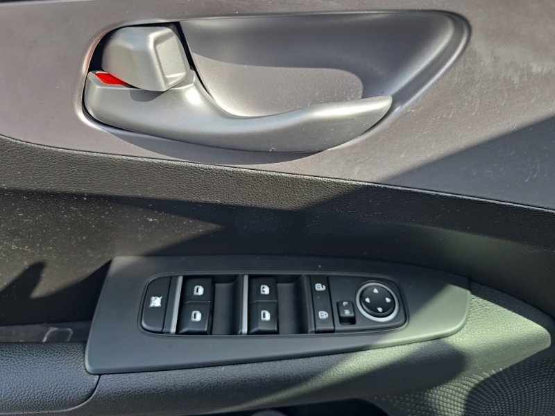 Used 2023 Kia Forte LXS w/ LXS Technology Package FWD image 22