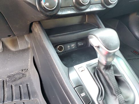 Used 2020 Kia Forte LXS image 19