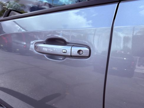 Used 2024 GMC Sierra 1500 Elevation image 45